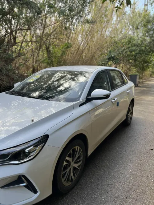 Geely Emgrand 2025 