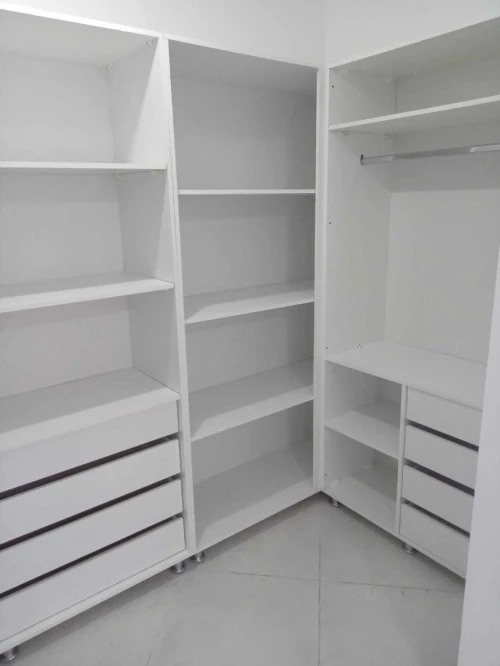 Cuisine moderne et dressing sur mesur