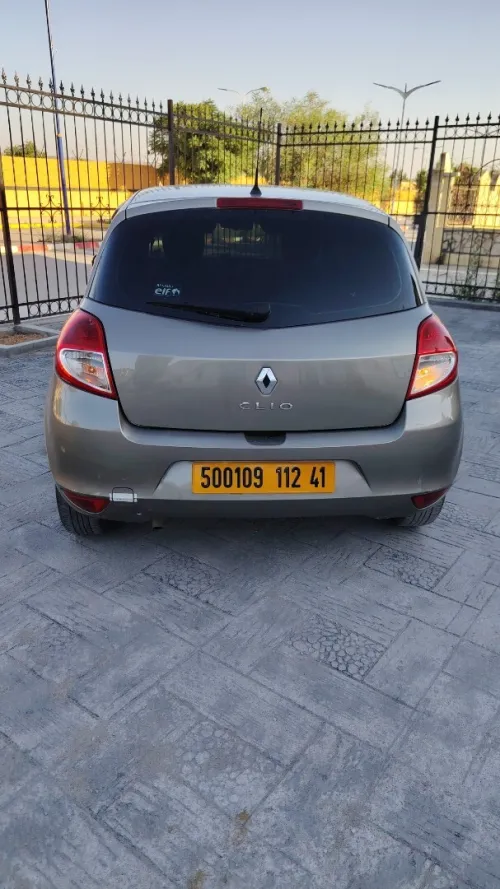 Renault Clio 3 2012 Dynamique
