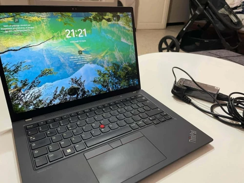 Lenovo ThinkPad T14 Gen 4 avec 1345U, Xe Graphics G7