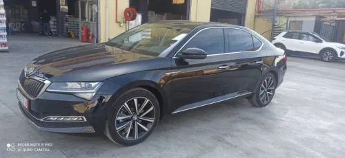 Skoda superb 2025 premium