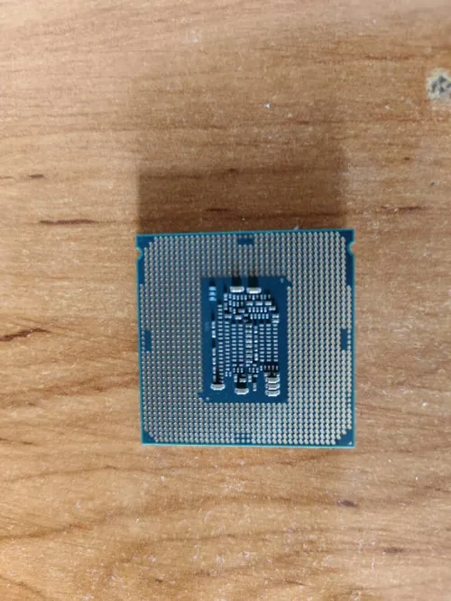 Processeur Intel Core i5-7400 6 Mo de cache, jusqu'à 3,5 GHz