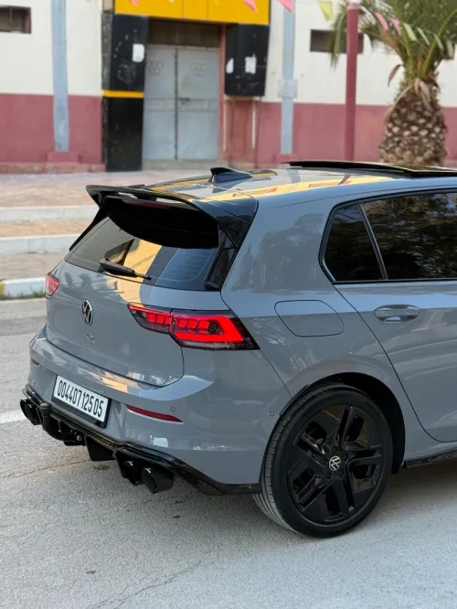 Volkswagen Golf 8 2025 R-Line
