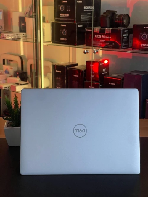 Dell Inspiron 14 Core Ultra 7 16GB 512GB