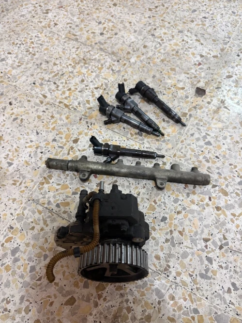 Renault trafic Les injecteurs, la pompe, HP la culasse