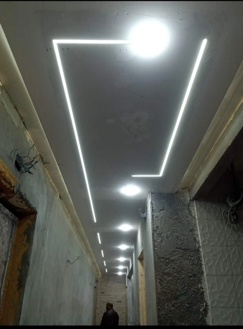 Électricien, كهربائي 