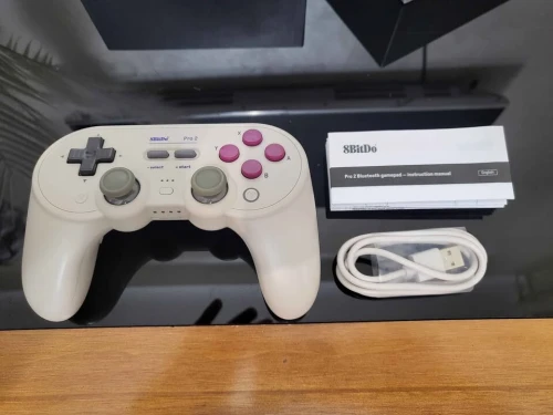 8bitdo pro 2 manette bluetooth pc/switch/android neuf joystick Hall effect
