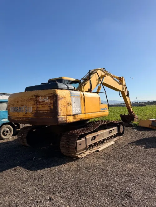 Komatsu PC 220 2008