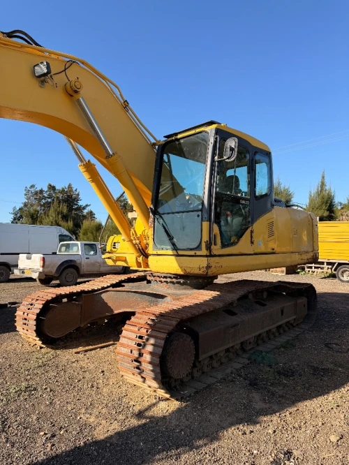 Komatsu PC 220 2008