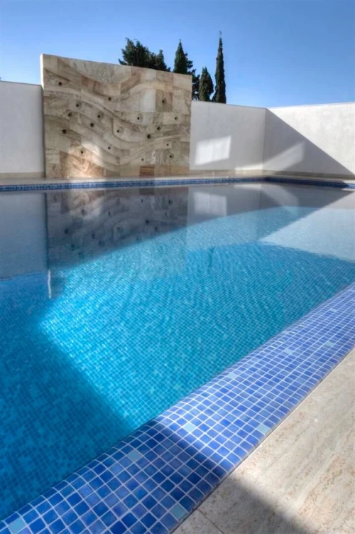 Vente équipement de piscine  وبناء وتجهيز في المسابح