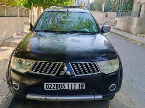 Mitsubishi Pajero Sport 2011 