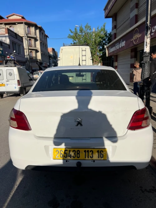 Peugeot 301 2013 Allure
