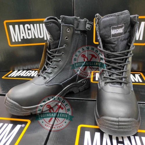 MAGNUM BOOTS NEW CLASSIC SZ ( ORIGINAL )