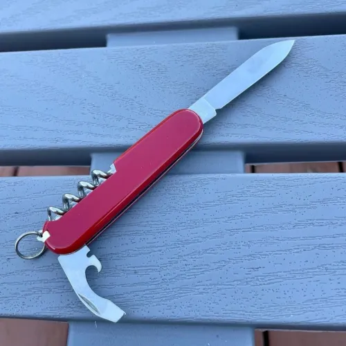 Victorinox couteau suisse waiter