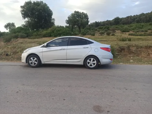 Hyundai Accent RB  4 portes 2014 Accent RB  4 portes
