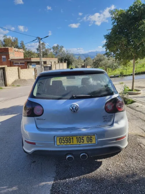 Volkswagen Golf 5 2005 R32