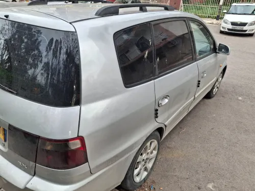 Kia Carens 2005 