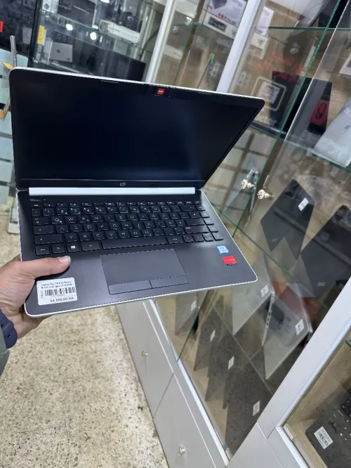 Laptop Hp i5 8eme double carte graphique