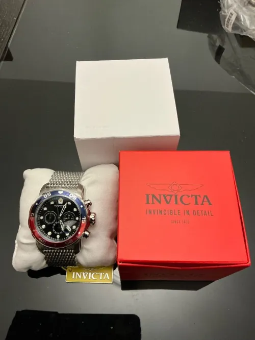 Montre Invicta homme