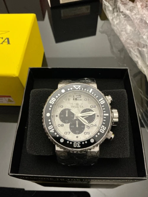 Montre invicta hommes