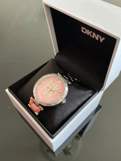 Montre DKNY femmes