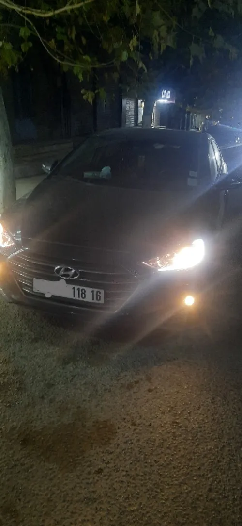 Hyundai Elantra 2018 GLS DZ