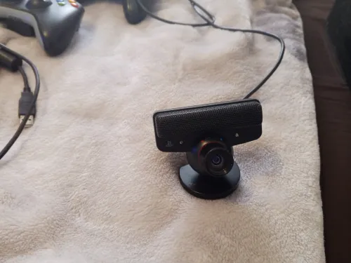 Lot a vendre xbox slim et fat flashé et des manettes et dvd collector de série original