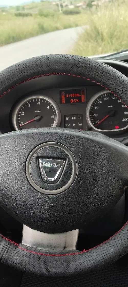 Dacia Duster 2013 Laureate