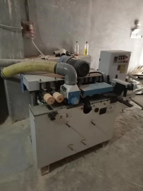machine manche a balai