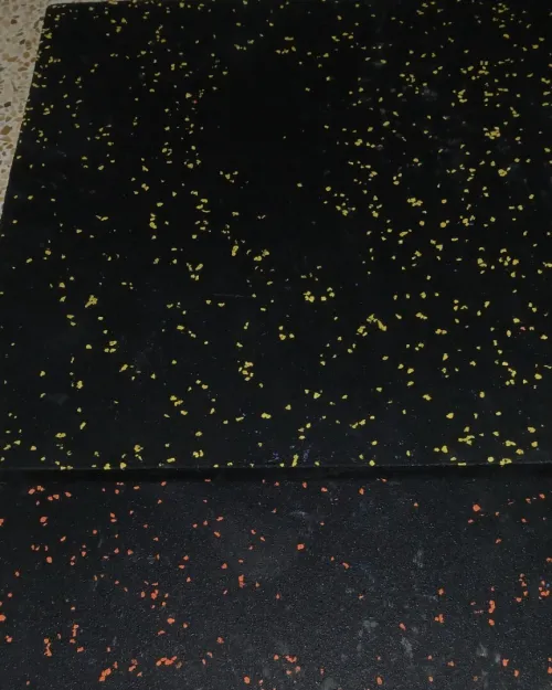 Tapis pour salles de musculation 