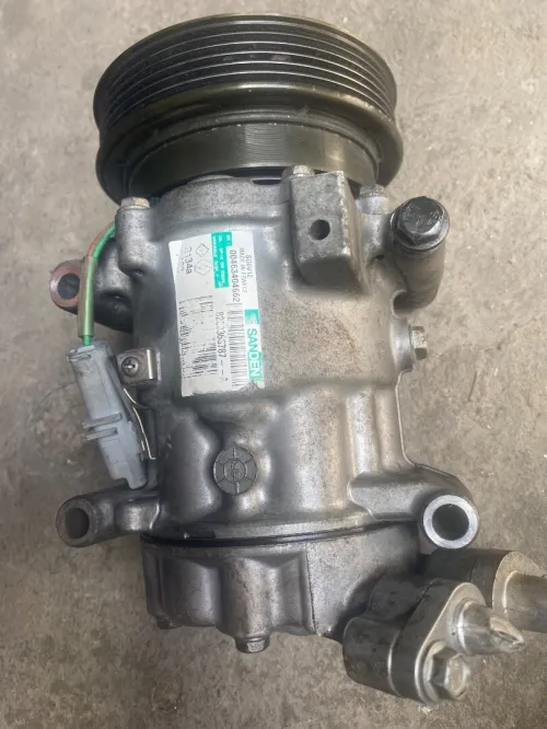 Compresseurs de climatisation  Pompe hp  Alternateur  Démarreur  Durite turbo  Durite filtre à air 