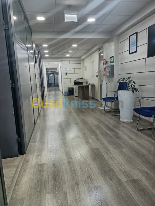 Espace bureau moderne 