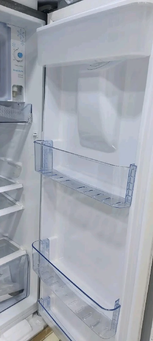 Réfrigérateur condor 280L avec distributeur