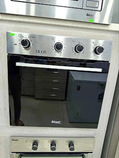 Four géant encastrable Inox noir gaz électrique