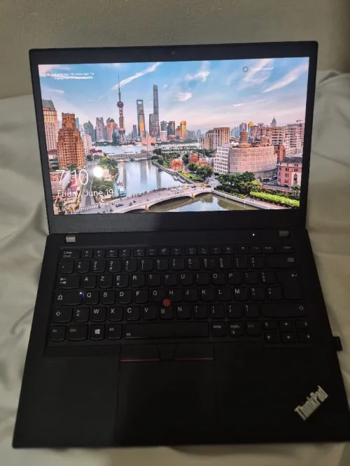 PC Portable ThinkPad T14 i7-10610U, 32 Go RAM, SSD 512 Go, NVIDIA MX330 2 Go.