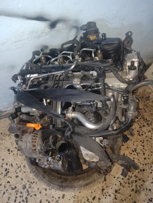 AVENDRE Moteur 1.6 TDI révise STD