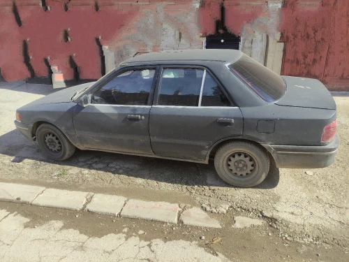 Mazda 323 1994 323