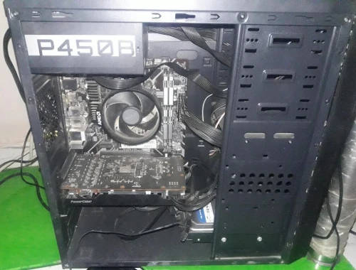 Unité centrale gaming Ryzen 5 3500X + RX 6600 + 16 GB RAM + 256 GB NVME SSD + 500 GB HDD PC Gamer