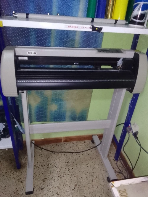 PRESSE IMMATRICULATION MACHINE CLE