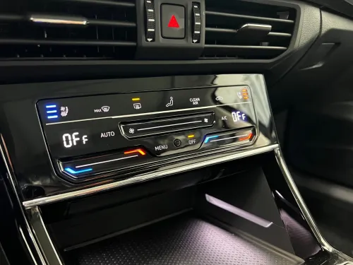 Volkswagen Passat 2025 PRO