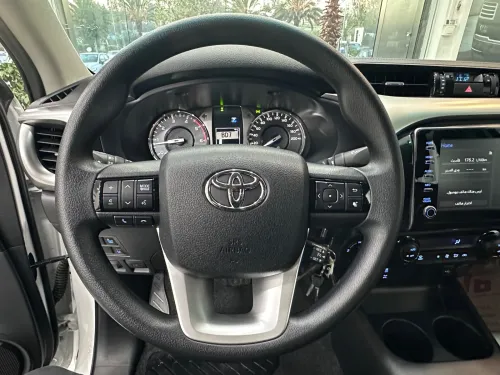 Toyota Revo  2025 Revo