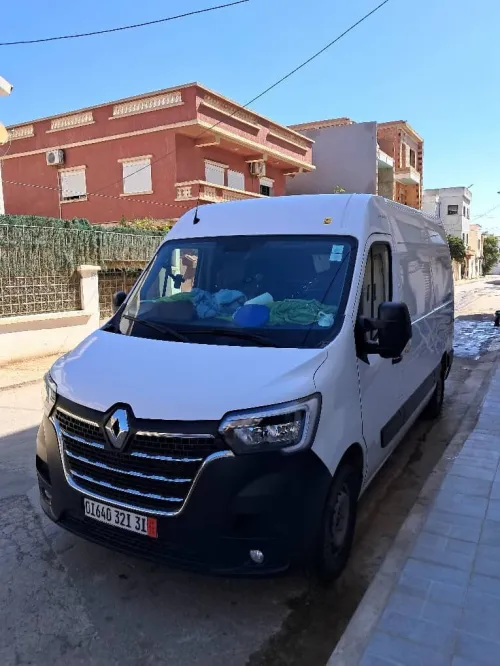 Renault Master 2021
