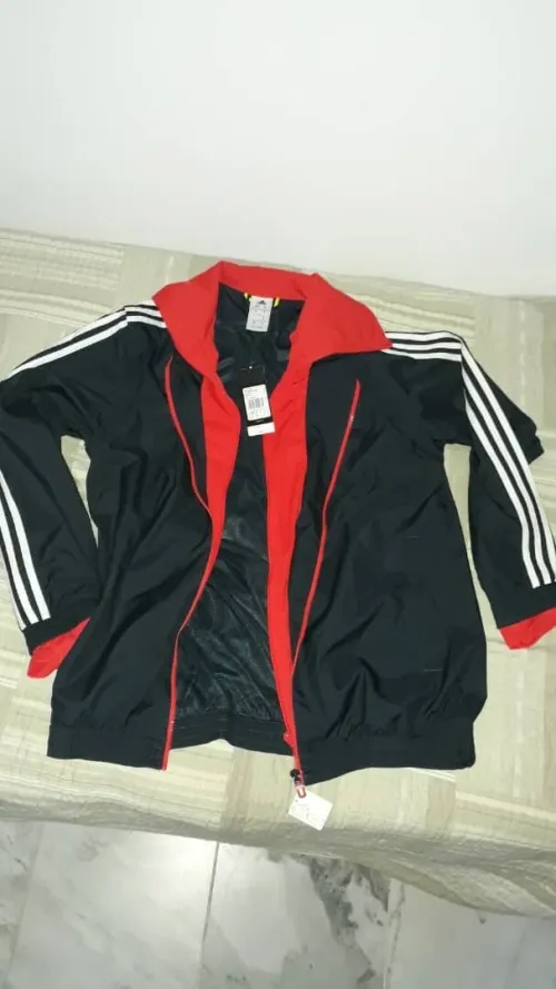 Vend survêtement Adidas