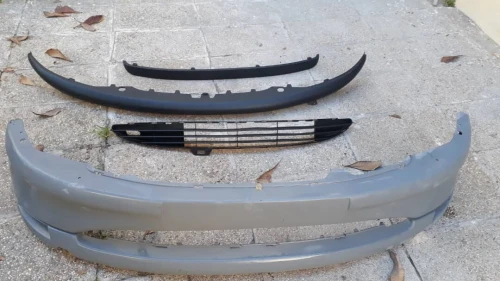 Vend pare choc avant Peugeot 206