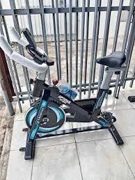 spining bike دراجة ثابتة Vélo de spinning d'intérieur