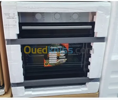 Promotion four encastrable extra électrique ventilé inox et noir 