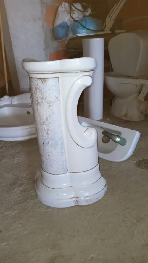 Lavabo toilette baignoire