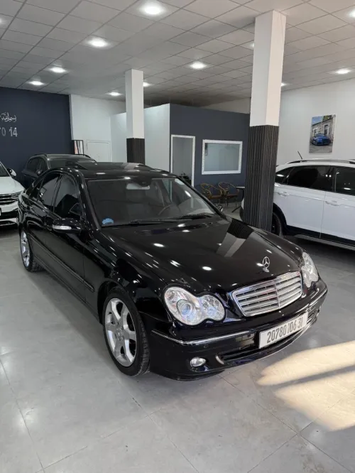 Mercedes Classe C 2006 C320