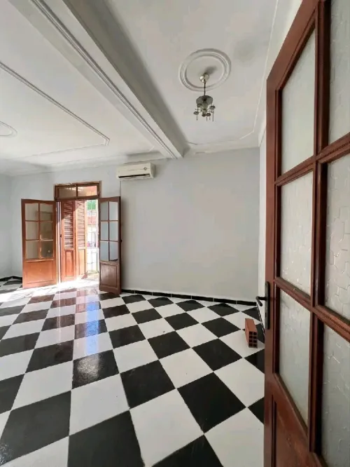 Location Appartement Niveau de villa F3 Alger Bourouba