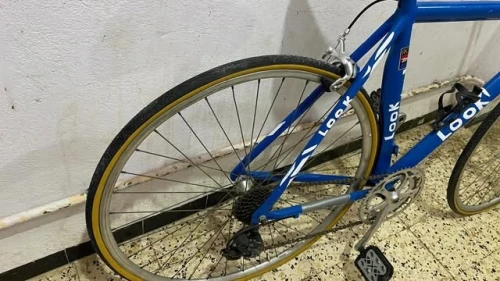 Vélo course look 200